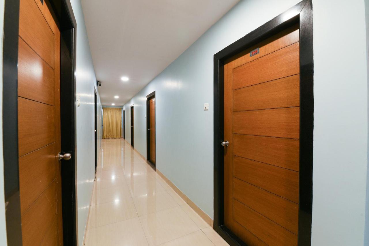 Hotel Balaji Grand Kākināda Exterior foto