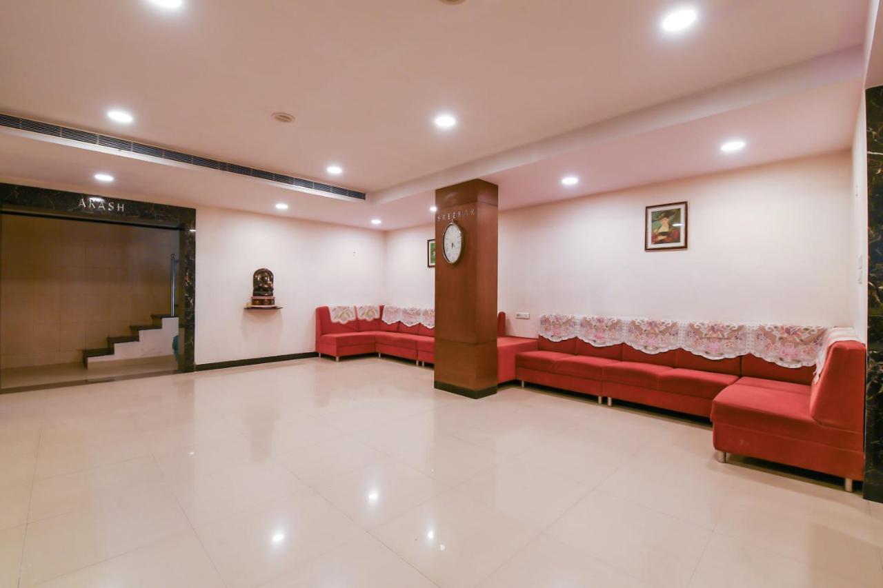 Hotel Balaji Grand Kākināda Exterior foto